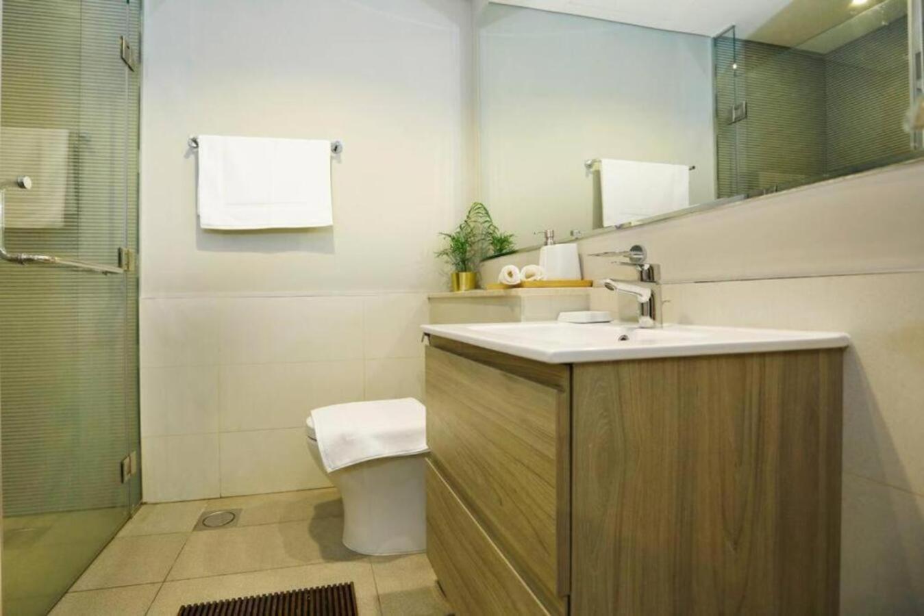 Brown Stone - Canal & View Zada Apartment Dubai