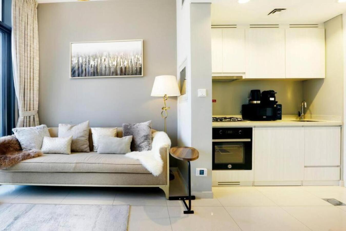 Brown Stone - Canal & View Zada Apartment